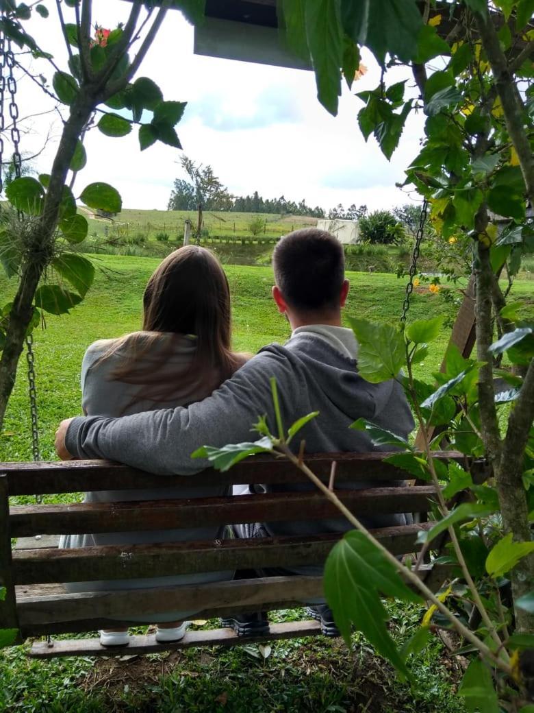 Pousada Romantica - Sitio Buraco Fundo Vale Verde  Eksteriør billede